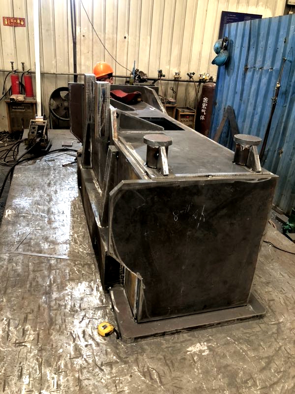 精密設(shè)備部件加工